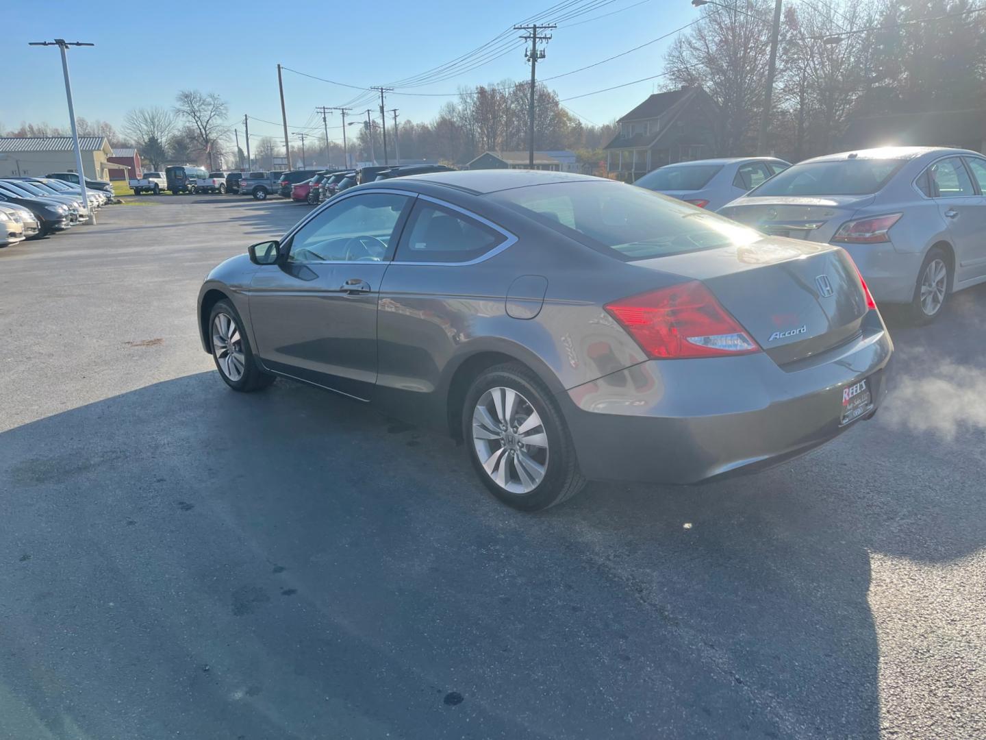 2012 Gray /Black Honda Accord EX Coupe AT (1HGCS1B74CA) with an 2.4L I4 DOHC 16V engine, 5-Speed Automatic transmission, located at 547 E. Main St., Orwell, OH, 44076, (440) 437-5893, 41.535435, -80.847855 - Photo#10